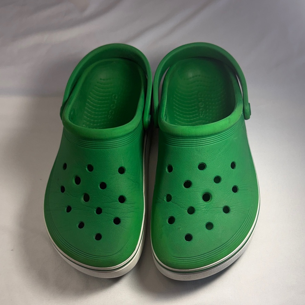 CROCS Vibrant Green M5 W7